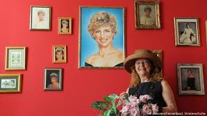 The late diana, princess of wales was born the honourable diana frances spencer on 1 july 1961 in norfolk. Meet Germany S Biggest Princess Diana Fan Germany News And In Depth Reporting From Berlin And Beyond Dw 31 08 2017