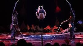 CIRQUE KALABANTÉ - World of Words