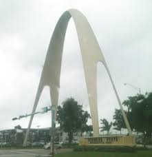 Arch Off The Highway Near The Modernage Furniture Store Entrance Gates Design Old Florida Gate Design