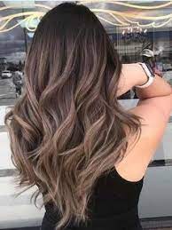 20 Hair Colors For Brunettes Going Gray Hardly Any Ladies Are Brought Into The World Blonde And Even Less Are Cheveux Teints Couleur Cheveux Style De Cheveux