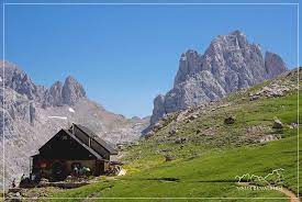 Check spelling or type a new query. Refugio Collado Jermoso Alojamientos En El Valle De Valdeon