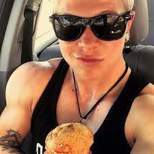 Tabitha Gleason's Instagram, Twitter & Facebook