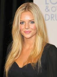 Feel free to use them in sidebars, as reaction gifs, and to edit them into gif icons. Samara Weaving Grosse Gewicht Masse Alter Biographie Wiki