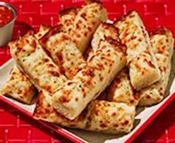 7 Pizza Chains With the Best Cheesy Bread