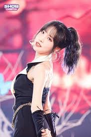 Dedicated To Female Kpop Idols In 2020 Gfriend Yuju Korean Girl Groups Music Photo