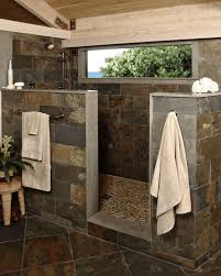 25 Walk In Showers For Small Bathrooms To Your Ideas And Inspiration Going To Tehran Chuveiro Em Pedra Chuveiro Rustico Remodelacao Do Chuveiro