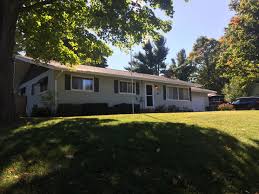 Pending Cherry Bend Heights Of Traverse City Mi By Ben Williams With Images First Time Home Buyers Traverse City Mi Traverse City