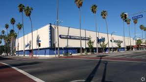 This is the best spot for furniture in the valley, hands down. 6609 Van Nuys Blvd Van Nuys Ca 91405 Loopnet Com