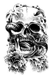 Illustration dans le style de gravure. Tatouages Tete Mort