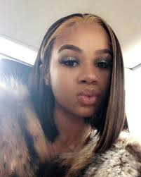 Nina Lash (ninalashbar)