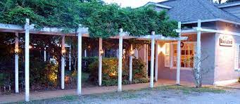 What To Do With Your Family In Hilton Head Backyard Restaurant Hilton Head South Carolina Vacation