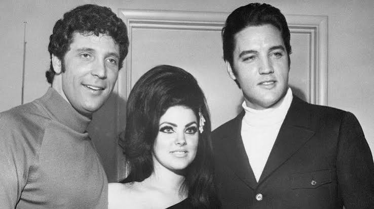 Elvis: Sir Tom Jones was the one artist he 'truly called a friend' - BBC News