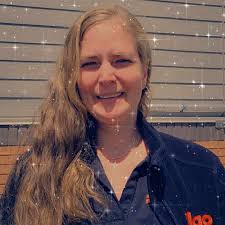 JOHN ÉRIC VÉZINA 1971-2024 À l'Hôpital du Centre-de-la-Mauricie, le 24  octobre 2024, est décédé à l'âge de 53 ans, John Éric Vézina, fils de  Frances Joan Blacker et de Pierre-Paul Vézina, demeurant