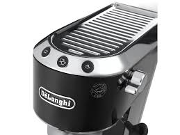 Simple on the surface with sophisticated features, the de'longhi dedica is a stylish home espresso machine that performs reliably. De Longhi Dedica Manual Espresso Machine Ec680 Black
