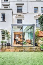 A Cheerful House In London Inspiring Good Mood Freshome Com Venice House Architecture House Exterior