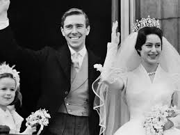 Isabel ii del reino unido (elizabeth alexandra mary; La Boda De La Princesa Margarita Y Antony Armstrong Jones El Primer Enlace Televisado