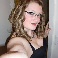 Theresa Pollock's Instagram, Twitter & Facebook