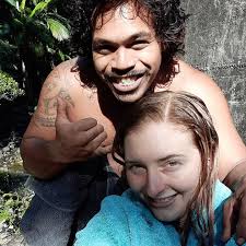 Where to find a headlight for a car in Mackay?