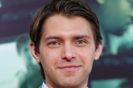 Veronica Mars' Revival: Ryan Devlin Cast in Hulu Continuation