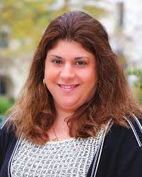 Isabella Zarate's Instagram, Twitter & Facebook