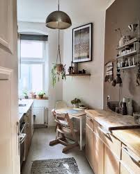 Ich Habe In Unserer Altbauwohnung Eine Schmale Kuche Aber Meine Zweite Kuche Namlich Die Kuche Meiner Laube Ist Noch Vie Schmale Kuche Altbauwohnung Wohnung