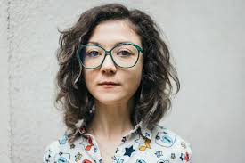 Cat castiga un bucatar si ce studii trebuie sa ai pentru a putea ajunge unul de top. Cum TrÄieÈte Èi MunceÈte Un Procuror TanÄr In Romania Dor