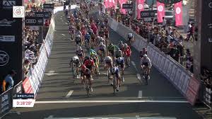 News young swiss and italian riders to strengthen worldtour squad. Uae Tour Aua Gino Mader Nach Sturz Schwer Gezeichnet Und Dick Zugepflastert Radsport Video Eurosport