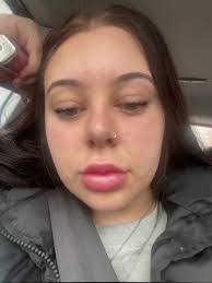 Alicia Crook's Instagram, Twitter & Facebook