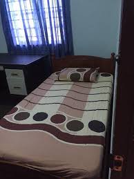 The price is $16 per night from apr 16 to apr 17$16. Bilik Sewa Kubang Kerian Kb Kelantan 1826 Jalan Raja Perempuan Zainab 2 Kubang Kerian Kota Bharu 2021