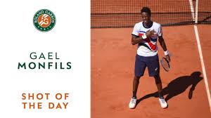 Это будет интересный турнир со зрелищными противостояниями. Shot Of The Day 3 Gael Monfils Roland Garros 2021 Youtube