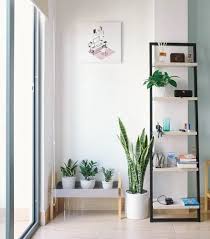 Yaps, model rumah minimalis 2 lantai yang terkesan simple ini akan memberikan kesan luas dan elegan pada rumah anda. Tips Desain Rumah Minimalis Modern Kompasiana Com