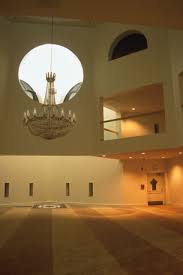 Although the institution dates back to 1963, the center's current m. Al Fozan
