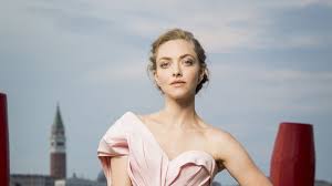 Amanda seyfried is a woman we love because of those eyes, and that smile — even when it's filled with tabbouleh. Leben Im Rampenlicht Amanda Seyfried Hat Panikattacken Promiflash De