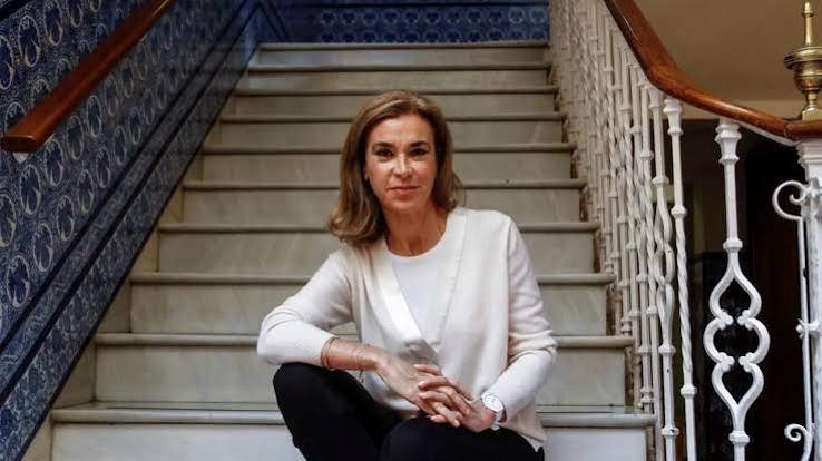 Carmen Posadas: «Hoy la popularidad se contrae por contagio»
