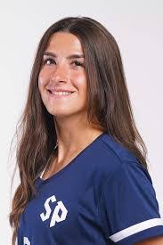 Alyssa Hackett's Instagram, Twitter & Facebook