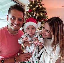 Javier chicharito hernández y su esposa sarah kohan no están atravesando por un buen momento, luego de ponerse en duda la paternidad del futbolista, tras los rumores que apuntan a una supuesta infidelidad de la modelo con diego dreyfus, coach y amigo del jugador mexicano. Chicharito Hernandez Infidelidad De Su Esposa Sarah Kohan Con Diego Dreyfus Modelo Nego Relacion Con El Coach Del Delantero Mexicano Futbol Internacional Depor