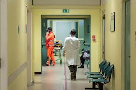 Violenza sugli operatori sanitari, decreto approvato: via ad arresto in  flagranza differita