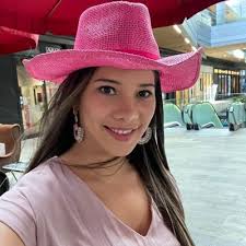 Sylvia Sarmiento (@sylviadesireet)