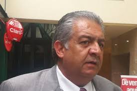 Véliz contradice aviso de la Concacaf y señala que ellos "no legislan"