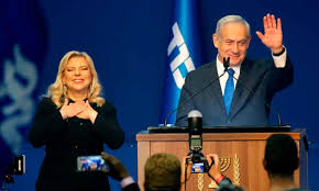Israel's parliament approved a new coalition government on sunday that sent prime minister benjamin netanyahu into the opposition after a record 12 years in office and a political crisis that sparked four elections in two years. Israel Election Netanyahu Begins Coalition Talks Israel The Guardian