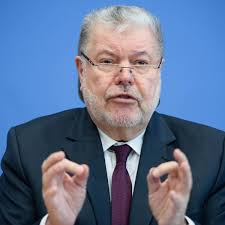 Länderfusionen: Daniel Günther ist dagegen