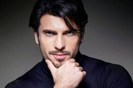 турецкий актер мехмет акиф алакурт и его жена фото Dzhengiz Dzhoshkun Tureckij Aktyor I Model