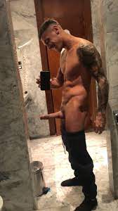 Naked chris hatton - 77 photo