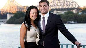 92 kg (203 lb) position: Queensland Reds Recruit Karmichael Hunt Buys 1 9m House Near Home Ground