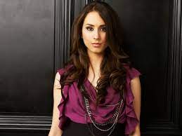 Veronica hastings is the mother of melissa andspencer and state senator of pennsylvania, a position she would later resign. Spencer Hastings Quotes Tv Fanatic