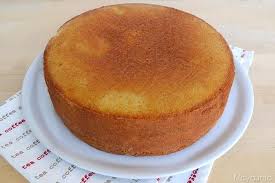 Adoro le torte con gli agrumi sono sempre cosi golosi e questo pan d'arancio è da tempo che voglio provarlo quindi prendo subito al volo la tua ricetta!!baci grandi,imma. 900 Idee Su Torte Nel 2021 Torte Ricette Dolci