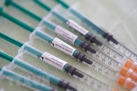 Researchers from astrazeneca have submitted their data to regulators which, if approved, will mean had these older people been included, astrazeneca's chinese virus vaccine probably would have. Tiem Láº§n LÆ°á»£t Vaccine Cá»§a Astrazeneca Va Pfizer Nang Cao Khang Thá»ƒ Khoa Há»c Vietnam Vietnamplus