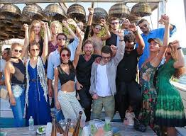 If there is a crisis on our world, it's a safe bet he's had a hand in it. one can say that soros and goldman sachs are ideologically part of the same brotherhood. Billionaire Son Of George Soros Living Up The Bachelor Lifestyle In The Hamptons The Forward