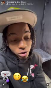 Haciéndose tatuajes de otro tipo#paratiiiiiiiiiiiiiiiiiiiiiiiiiiiiiii...