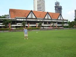 The royal selangor club kiara sport annexe is a branch of the royal selangor club built over a piece of land in bukit kiara 5.5 kilometres away from the original clubhouse, which was given as compensation after the original club's field was acquired by the kuala lumpur city hall in 1987. Royal Selangor Club And Cricket Field Photo
